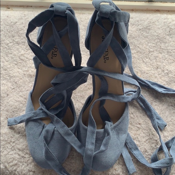 Baby blue high heel wrap around shoes - Picture 3 of 3